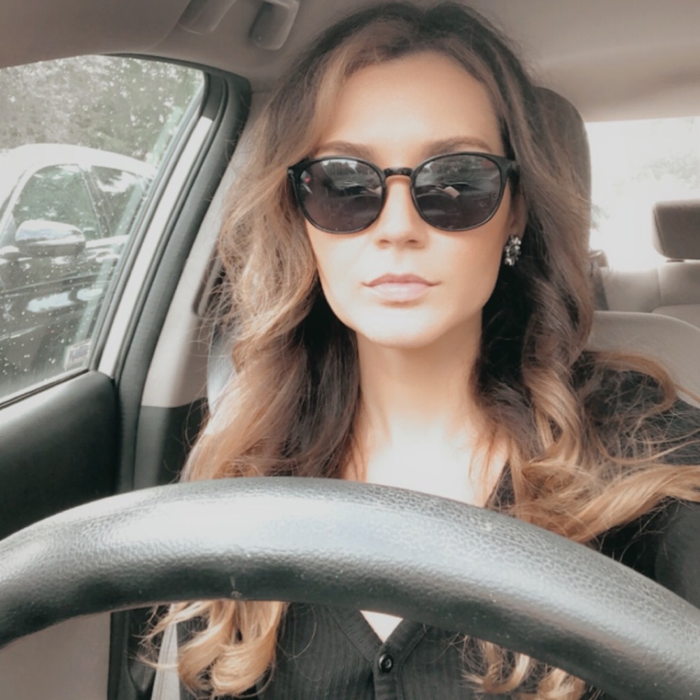 Meet your Posher, Lauren